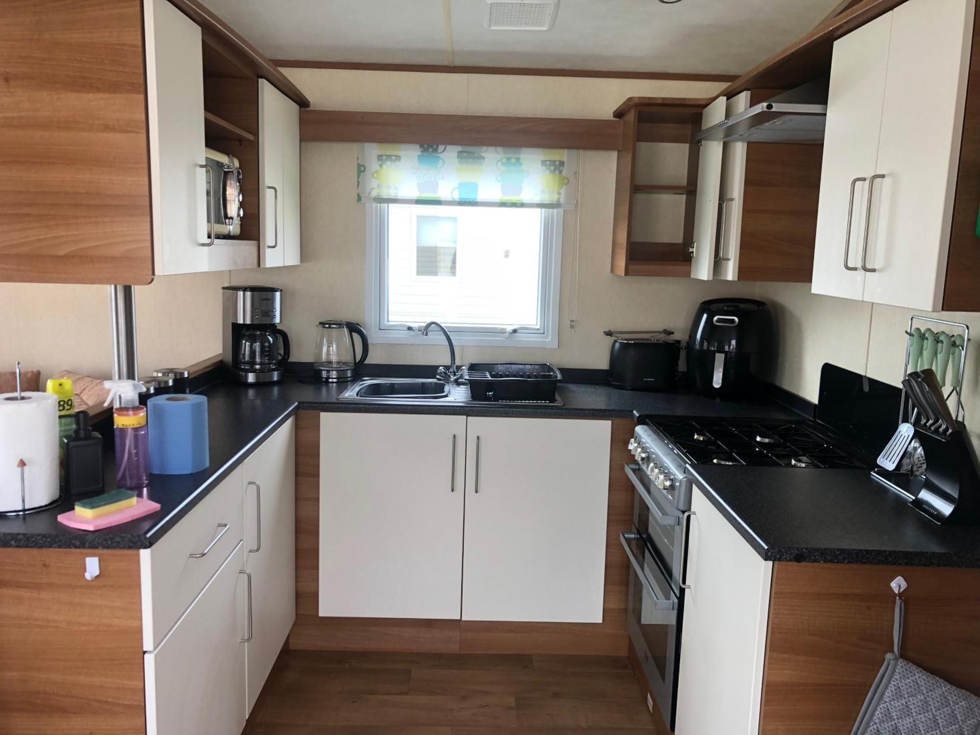 Two X 8 Berth Static Caravan On Lyons Robin Hood Rhyl North Wales Meliden Exterior foto